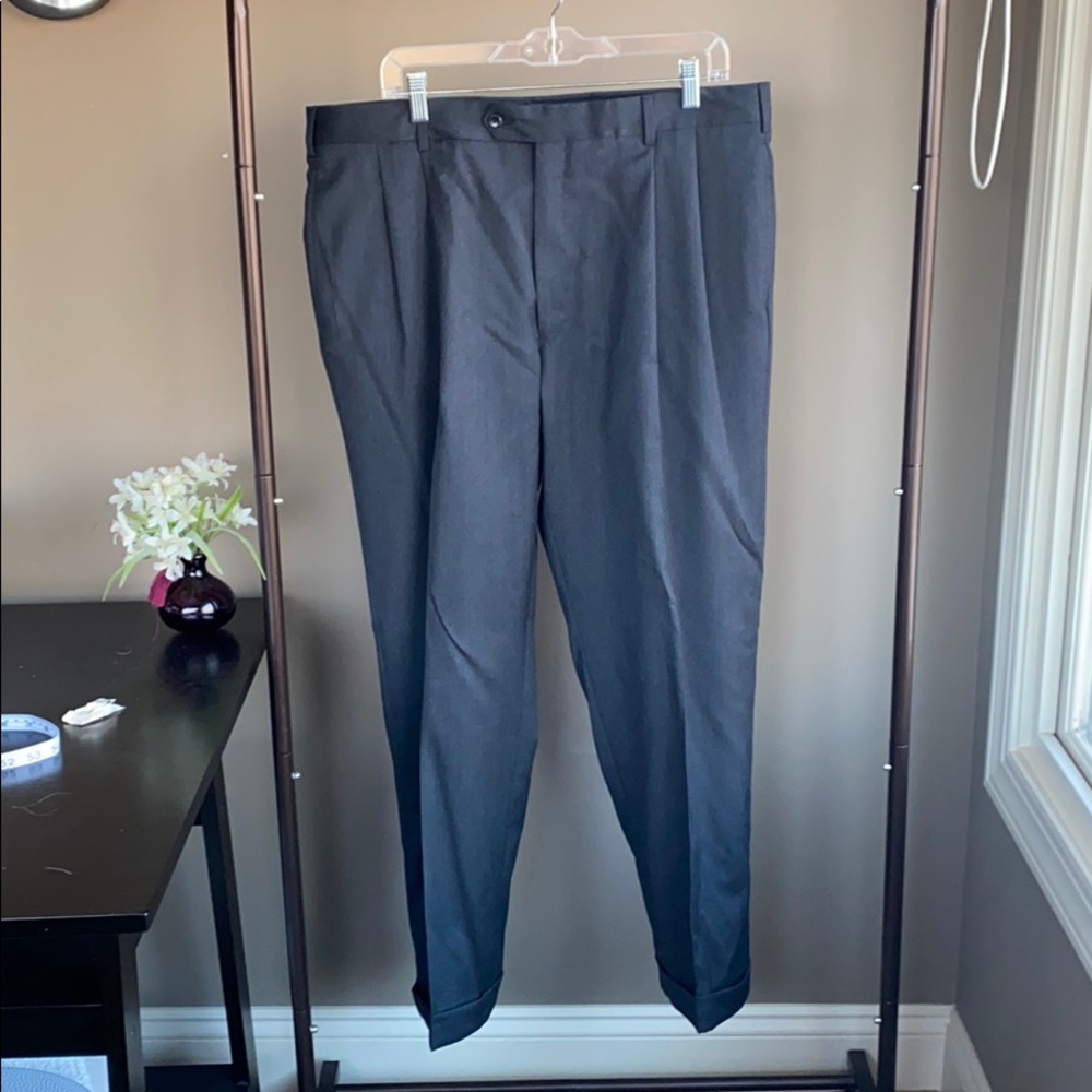 JOS A BANK SIGNATURE COLLECTION Dress Slacks